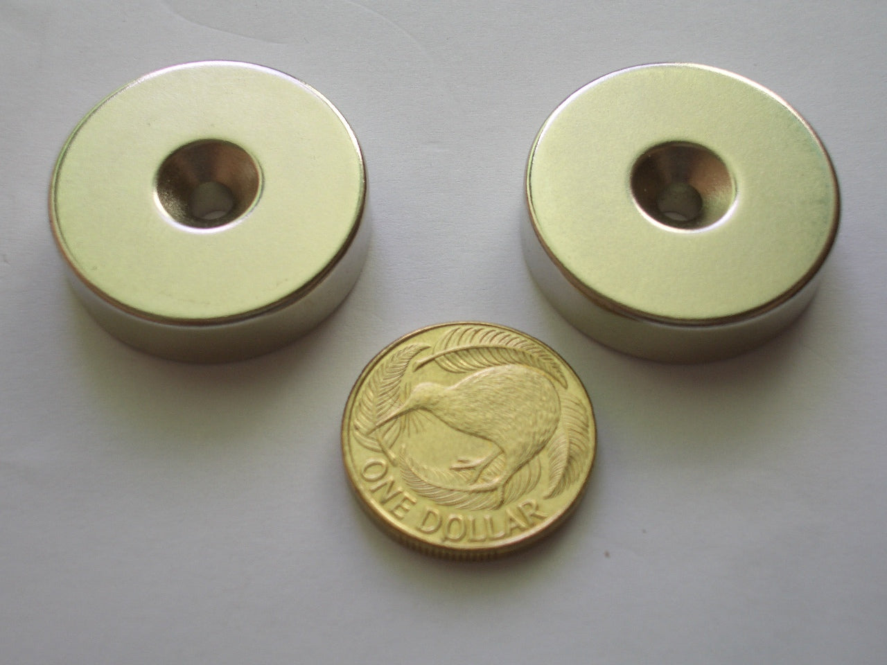 30mm Dia x 8mm with 4.3mm hole | Pack of 2